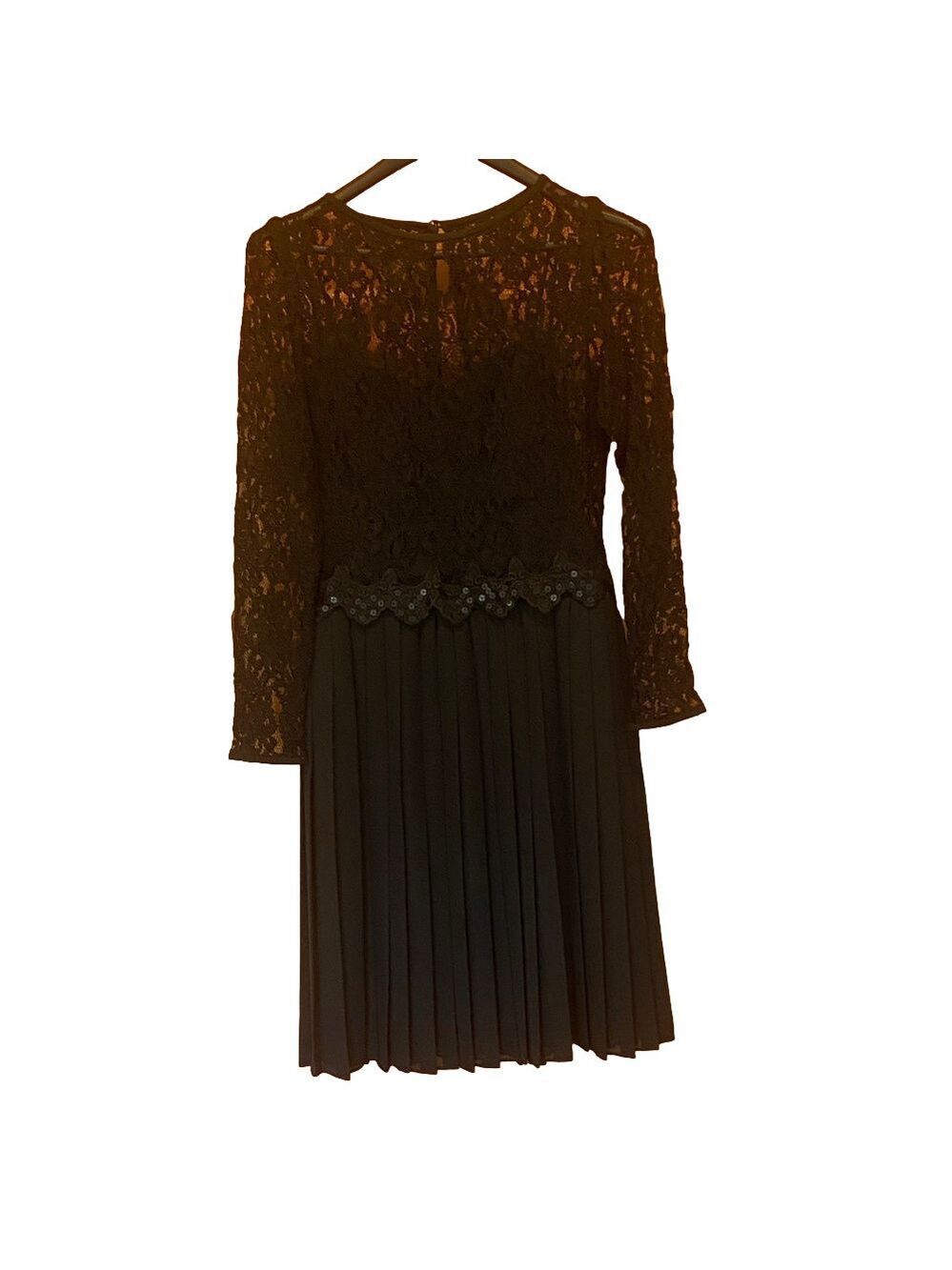 Liz Claiborne Black Long Sleeve Lace Top & Pleated Bottom Knee Length Dress